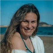 Soy una estudiante de educación primaria, me gusta enseñar y buscar los recursos y maneras de aprender más divertidas y creativas que se adapten al nivel de cada alumno. Pienso que el momento de hacer tareas puede ser interesante y motivador si se encuent